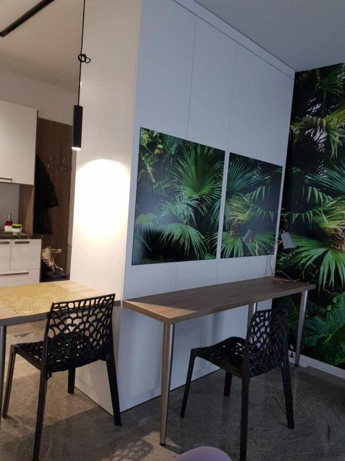 Roadway Silniczna Z Garazem Podziemnym Apartment Kielce Luaran gambar