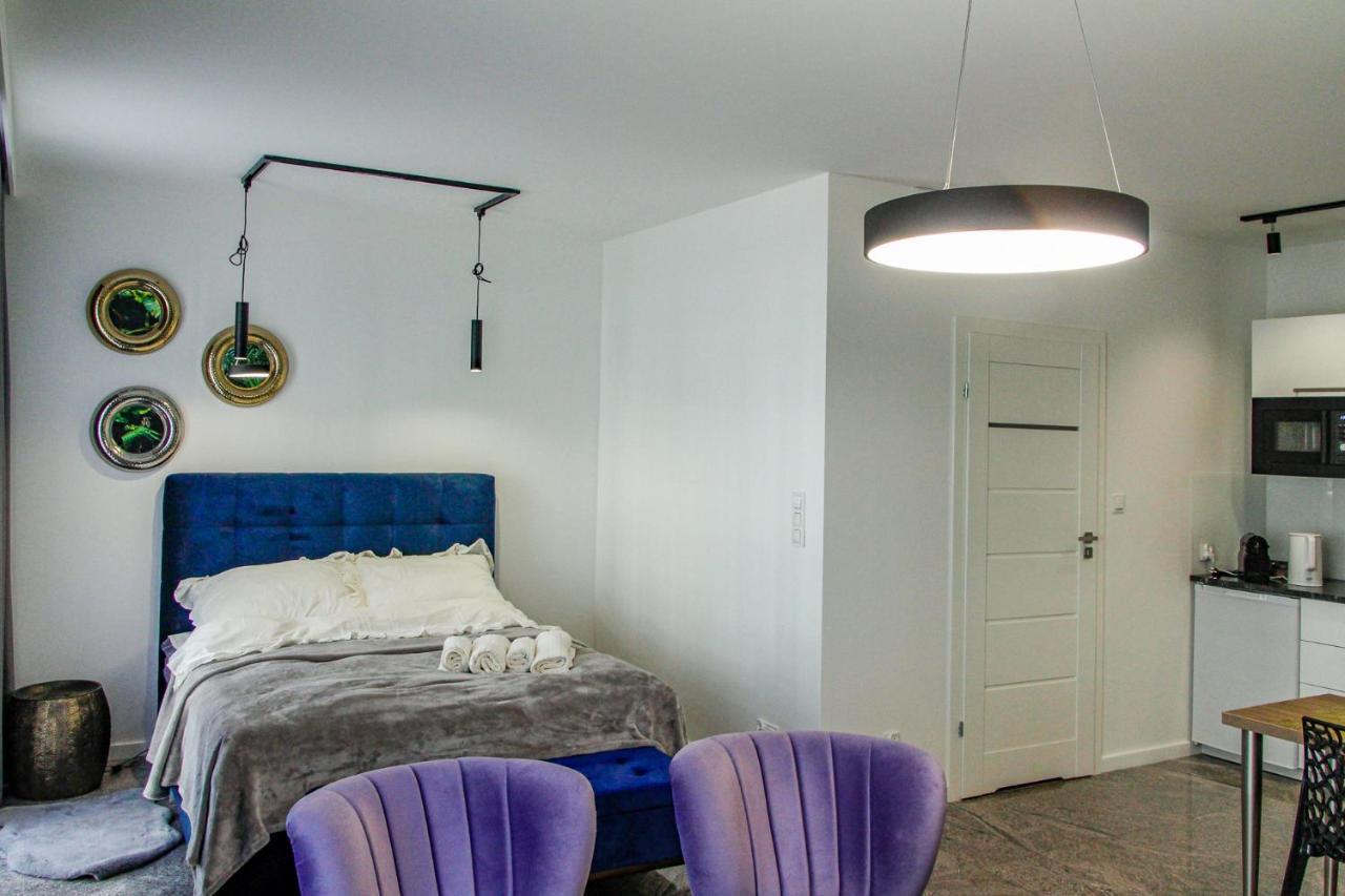 Roadway Silniczna Z Garazem Podziemnym Apartment Kielce Luaran gambar