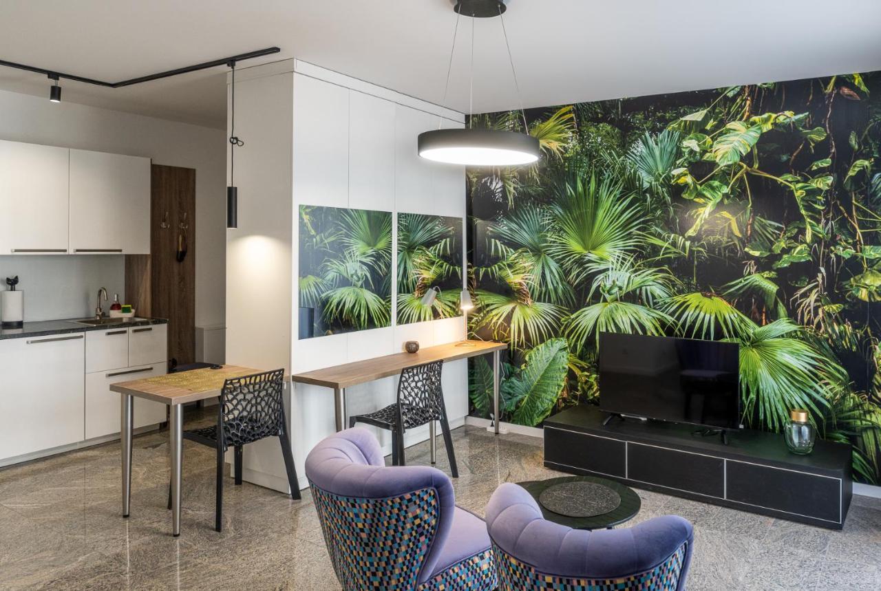 Roadway Silniczna Z Garazem Podziemnym Apartment Kielce Luaran gambar